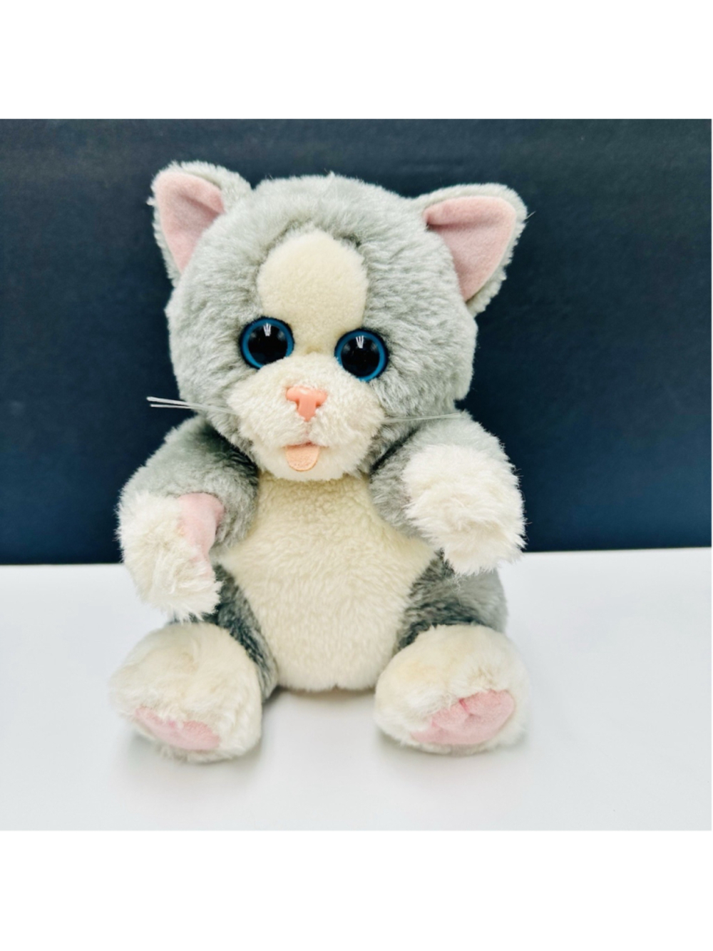 Frisky Kitty Kittens Shadow Cat Plush Interactive DSI Toys Meow VTG 2001 READ